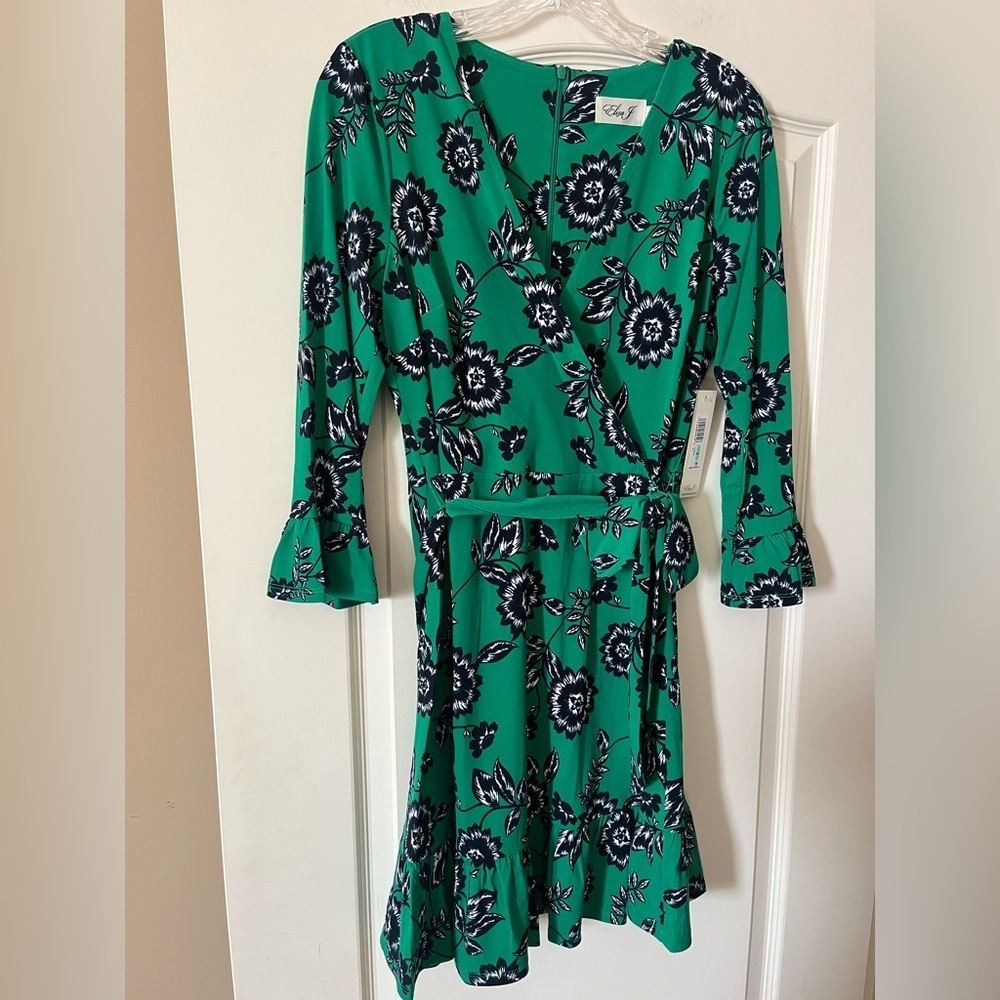 Eliza J. Elegant Green and Navy Floral Dress Mid-Length Wrap Dress Women’s SZ 8